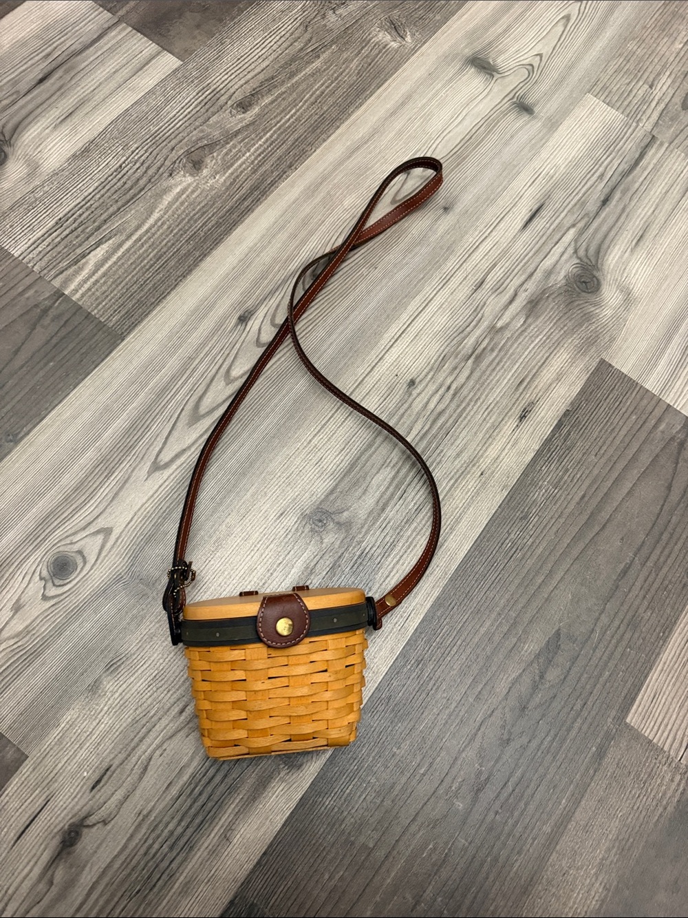 Longaberger 2000 Collector's Club Small Saddlebrook Basket purse